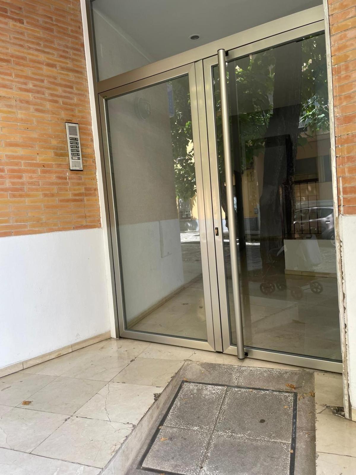 Apartamento Entero En Los Jardines De Murillo Seville Luaran gambar
