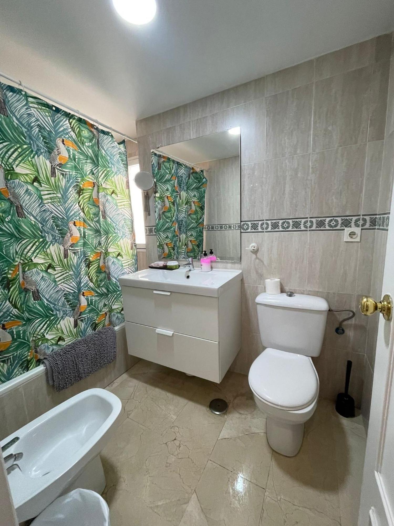 Apartamento Entero En Los Jardines De Murillo Seville Luaran gambar